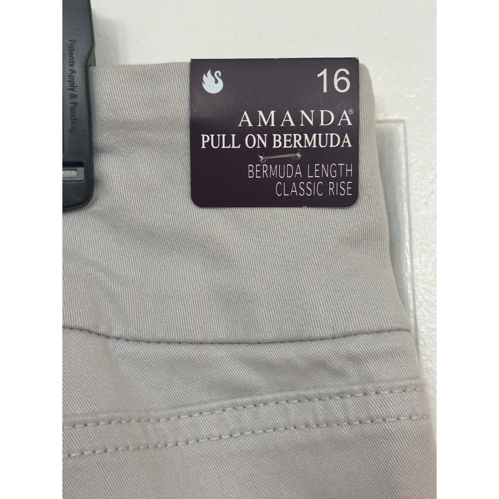 Gloria Vanderbilt Amanda Pull On Bermuda Shorts Dove Grey Classic Rise 16 NEW - Picture 4 of 8